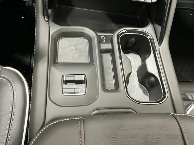 New 2026 Onyx Black GMC AT4X image 36