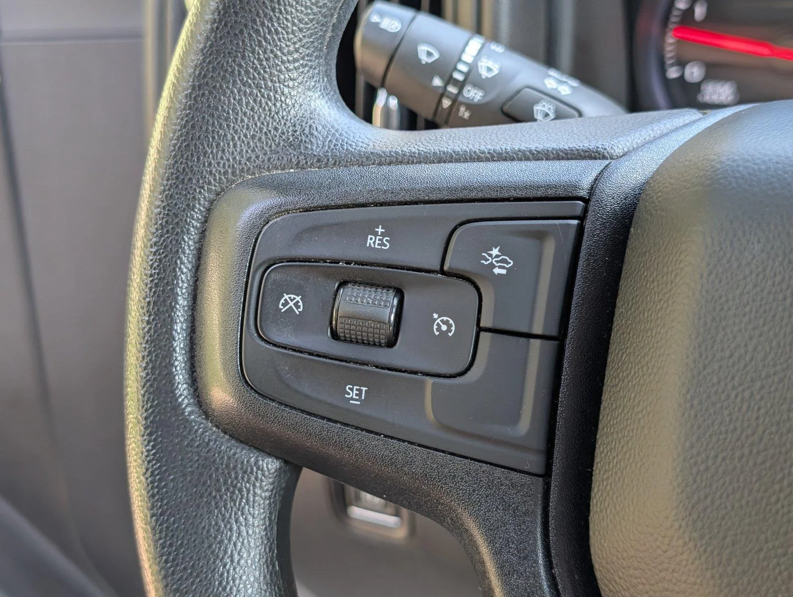 Used 2024 Summit White Chevrolet Custom image 28