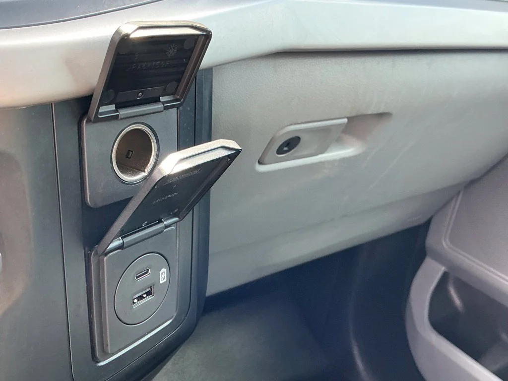 Used 2022 White Ford XL image 33