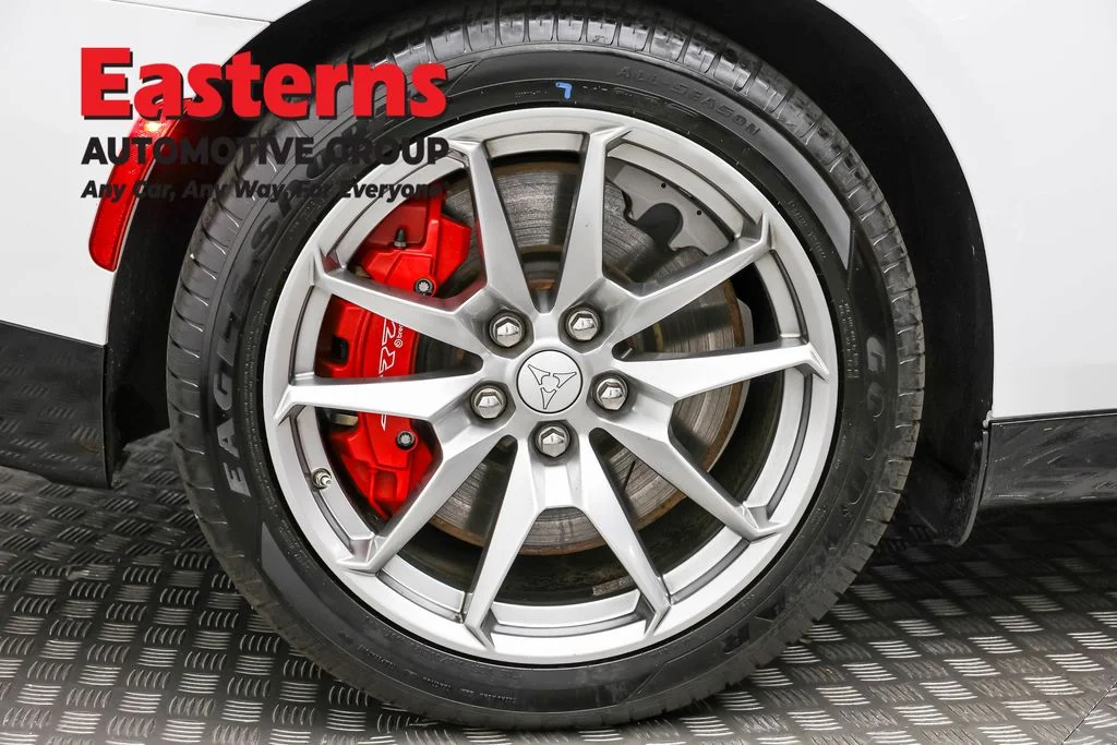 Used 2024 White Dodge R/T Scat Pack image 30
