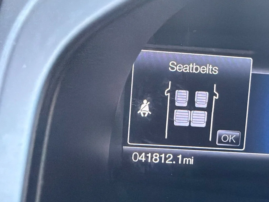 Used 2023 Oxford White Ford SEL image 24