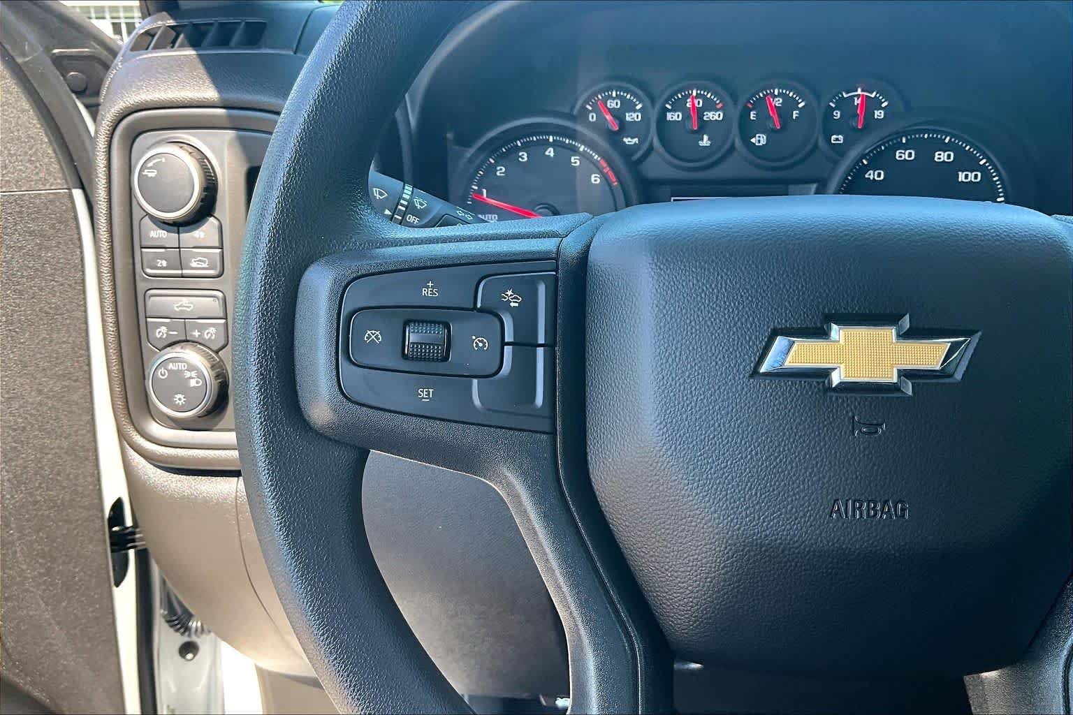 2025 Chevrolet Silverado 1500 Custom - Photo 25