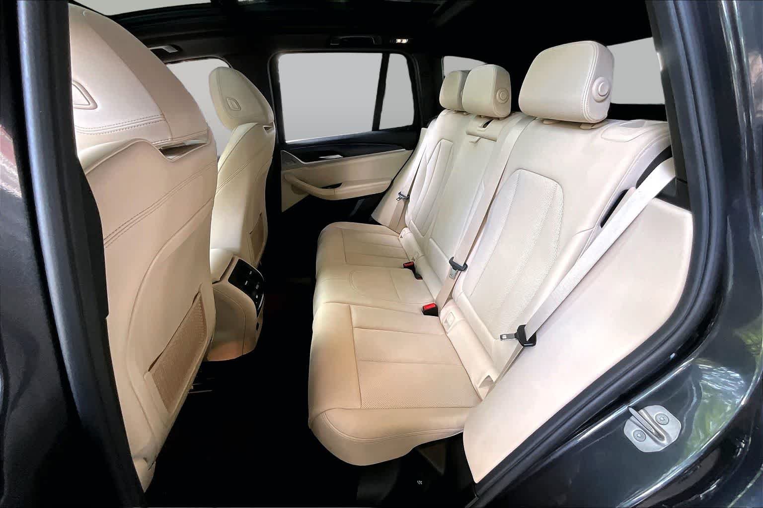 Used 2022 Jet Black BMW sDrive30i image 22