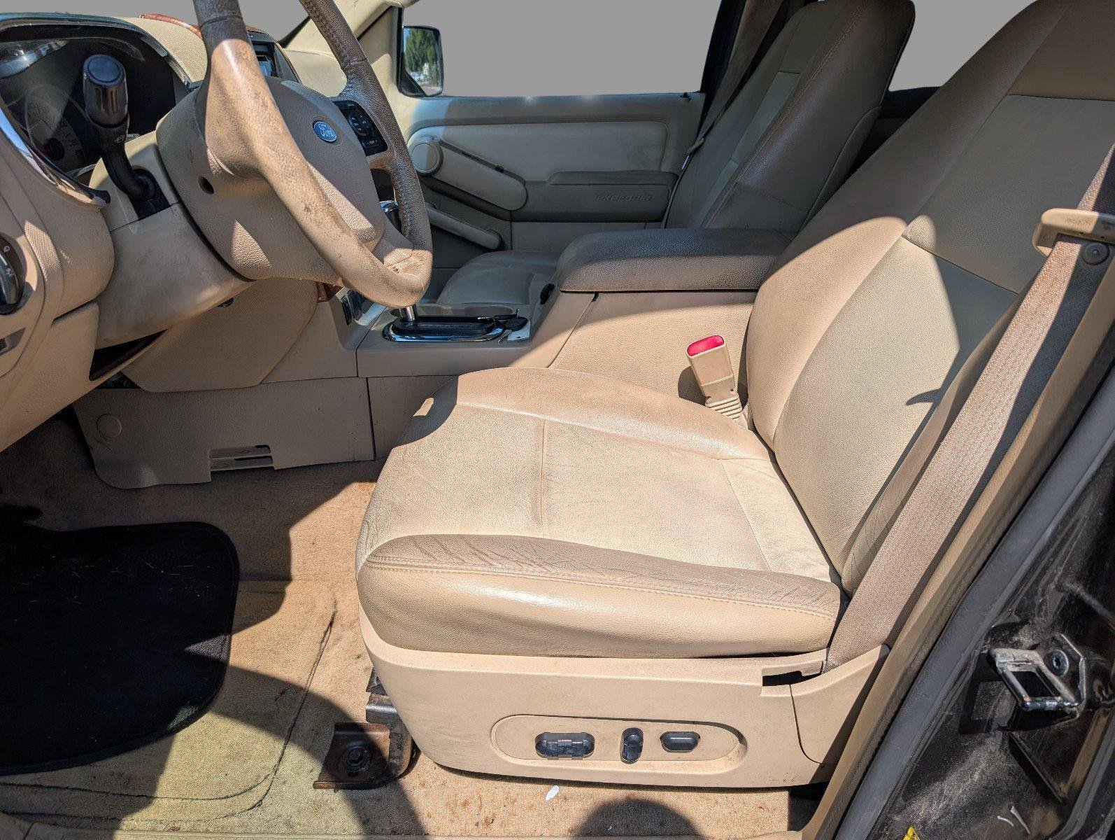 Used 2006 Mineral Grey Metallic Ford Eddie Bauer image 3