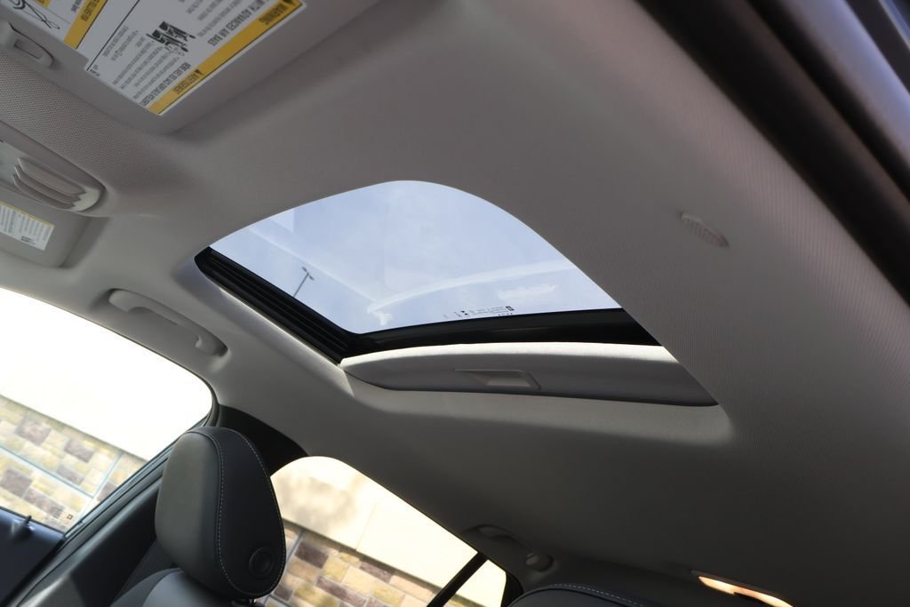 2026 Chevrolet Trax LT - Photo 16