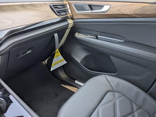 2026 Volkswagen Atlas SE w/Tech - Photo 18