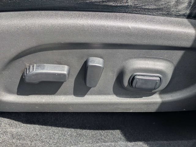 Used 2017 Silver Nissan SV image 20