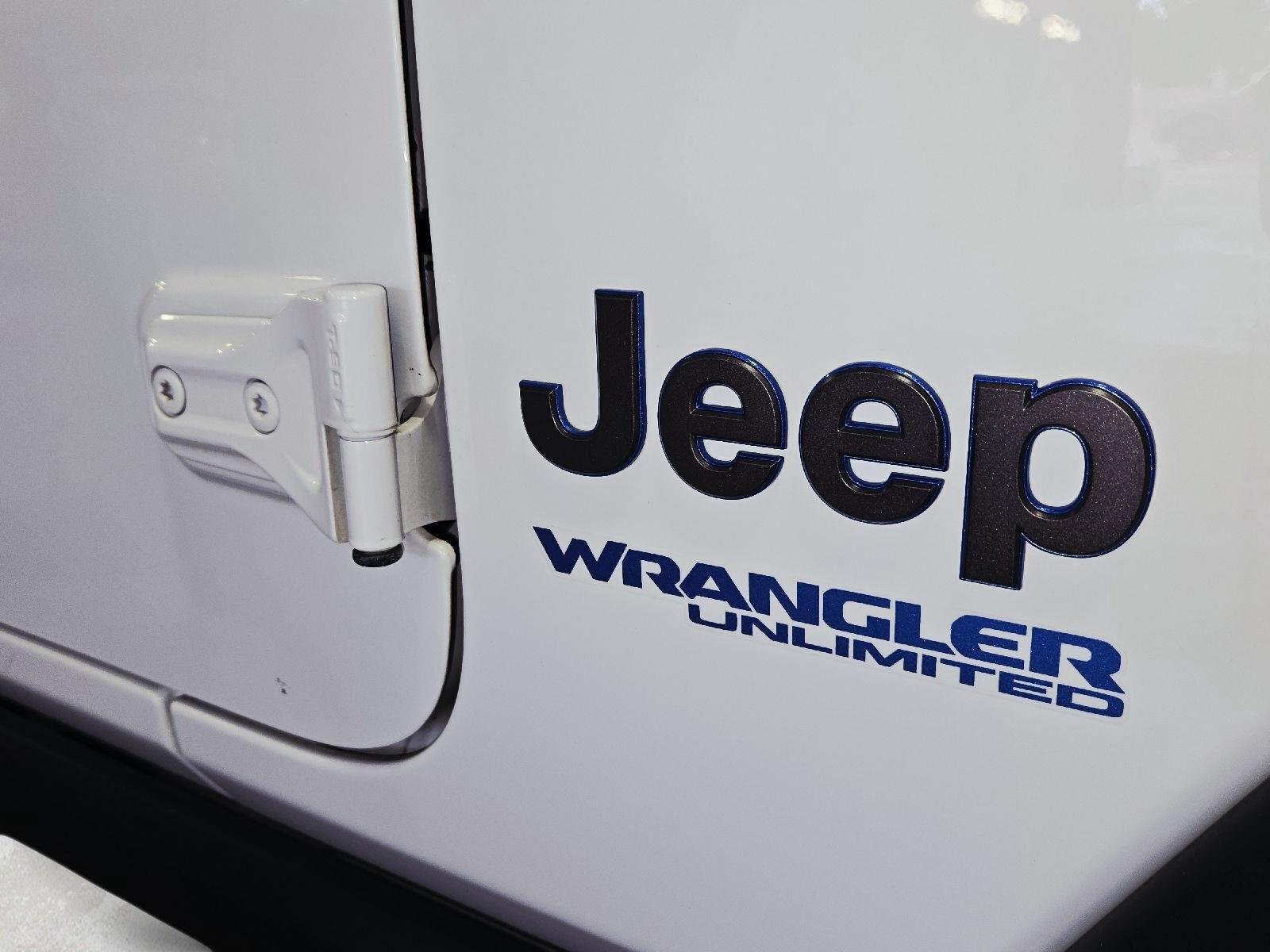 Certified Used 2022 Bright White Clearcoat Jeep Unlimited Rubicon image 20