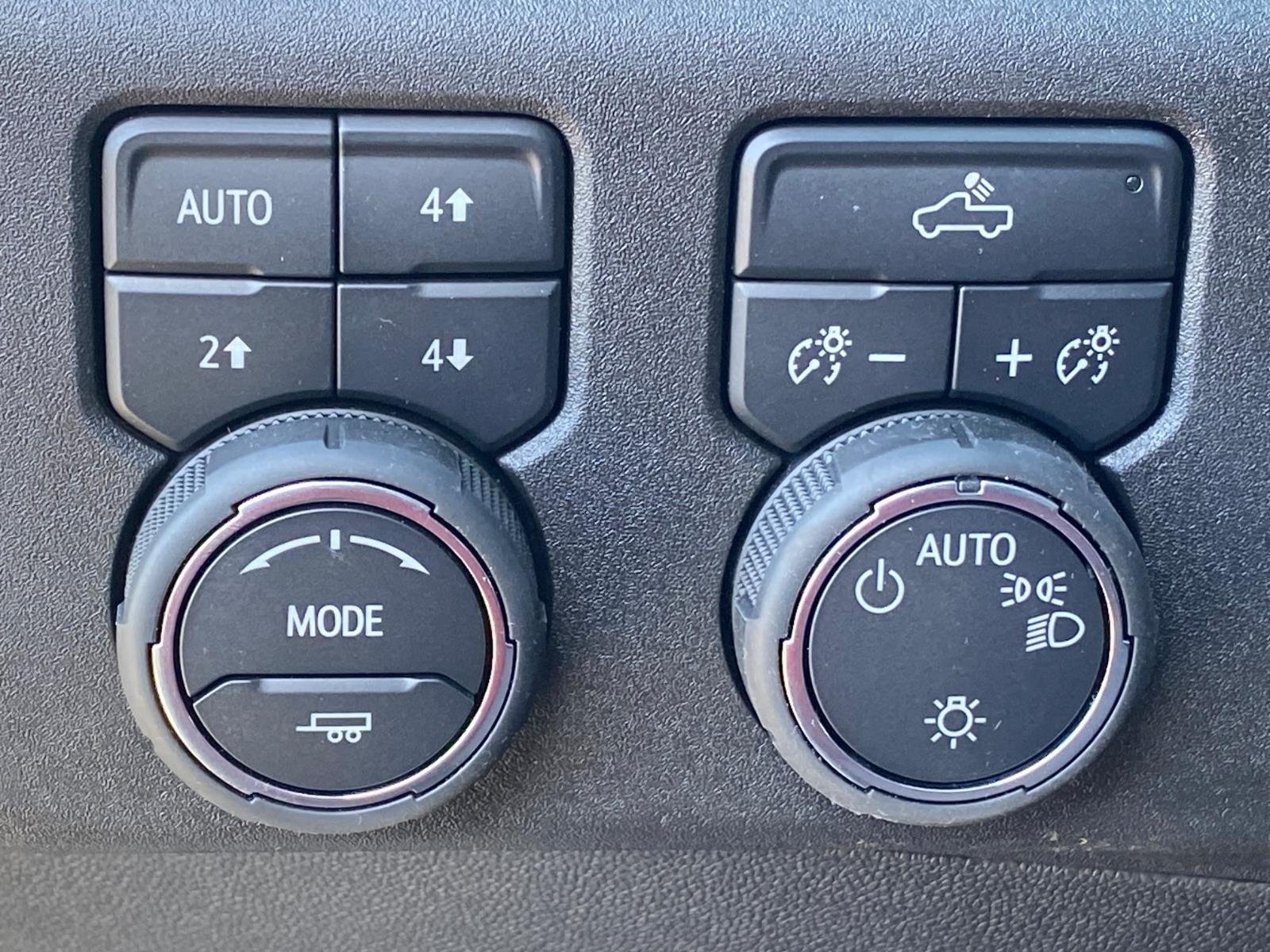 2026 Chevrolet Silverado 1500 LT - Photo 14