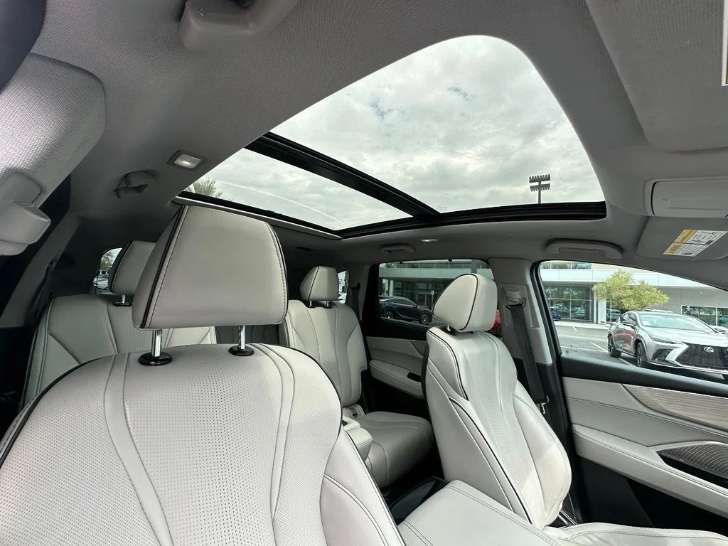 Used 2024 Silver Acura Advance image 24