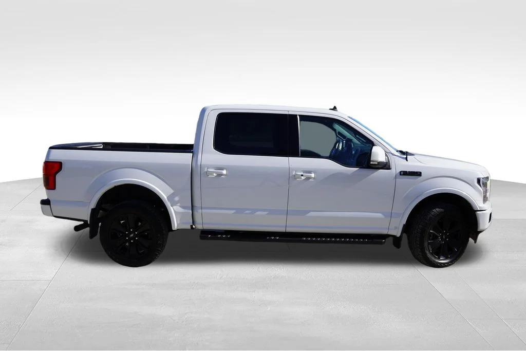 Used 2020 White Ford Lariat image 2