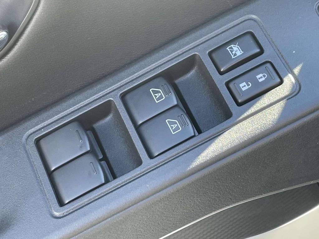 2026 Nissan Frontier SV - Photo 16