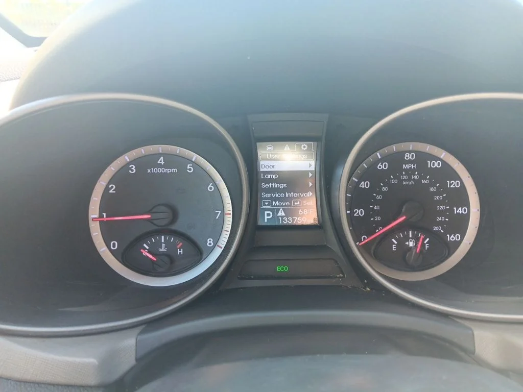 Used 2015 Twilight Black Hyundai Base image 18