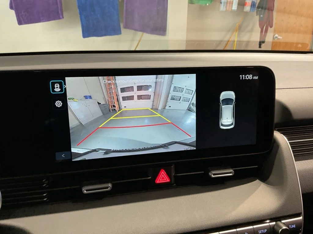 New 2027 Green Hyundai SE image 21