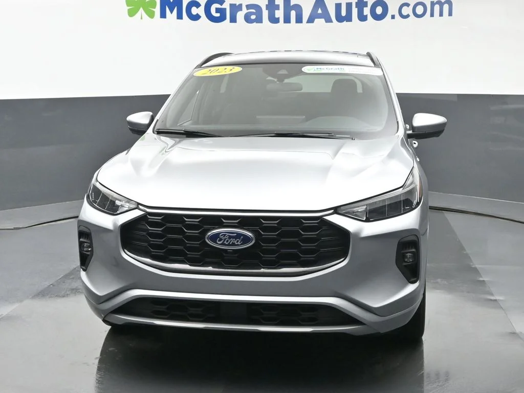 Used 2023 Silver Ford ST-Line Select image 6