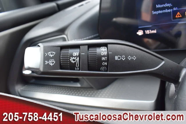 New 2027 Mosaic Black Metallic Chevrolet LT image 25