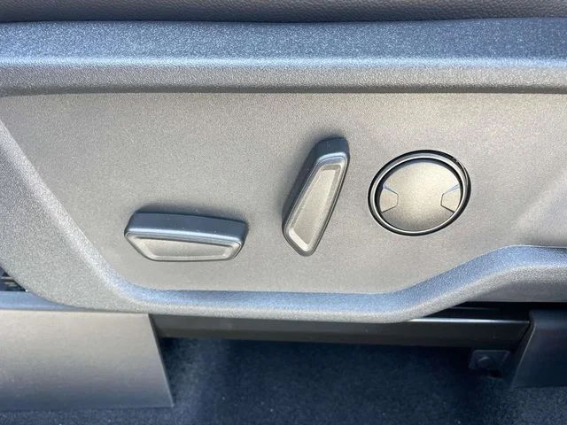 New 2026 Gray Ford Outer Banks image 16