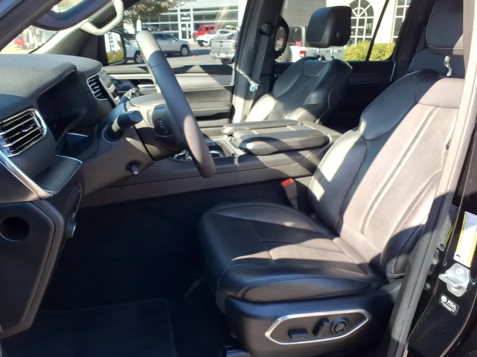 Used 2023  JEEP SERIESII image 20