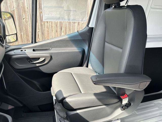 New 2025 Arctic White Mercedes-Benz 144" WB Cargo image 12