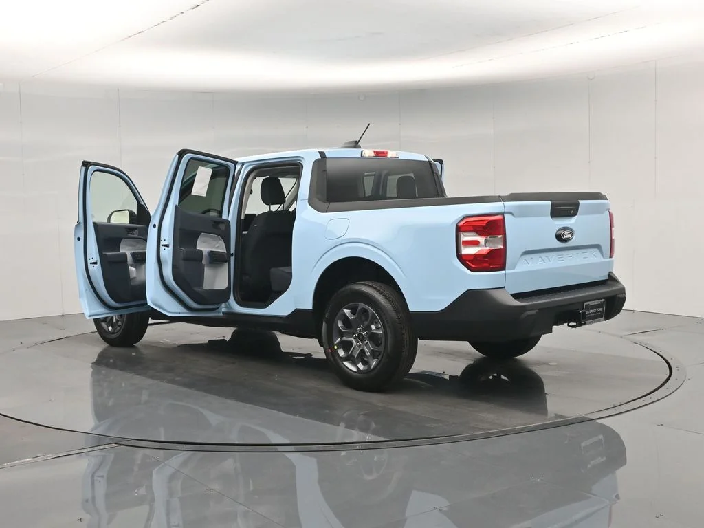 New 2026 Light Blue Ford XLT image 32