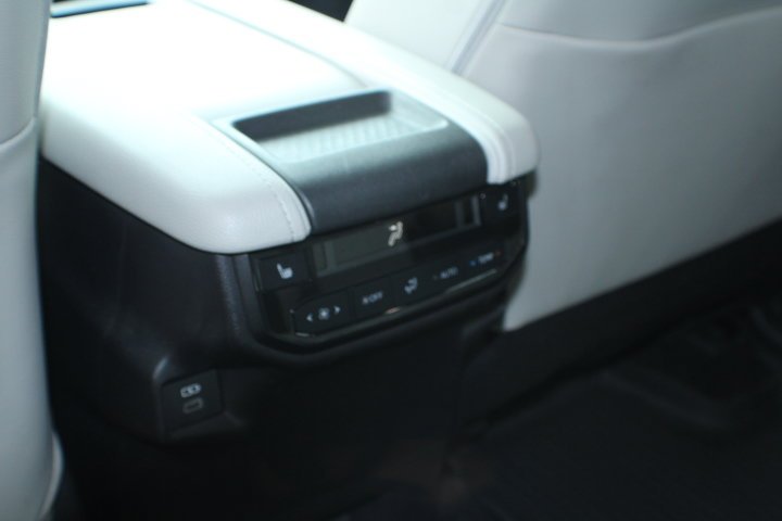 Certified Used 2024 Wind Chill Pearl Toyota Limited image 16