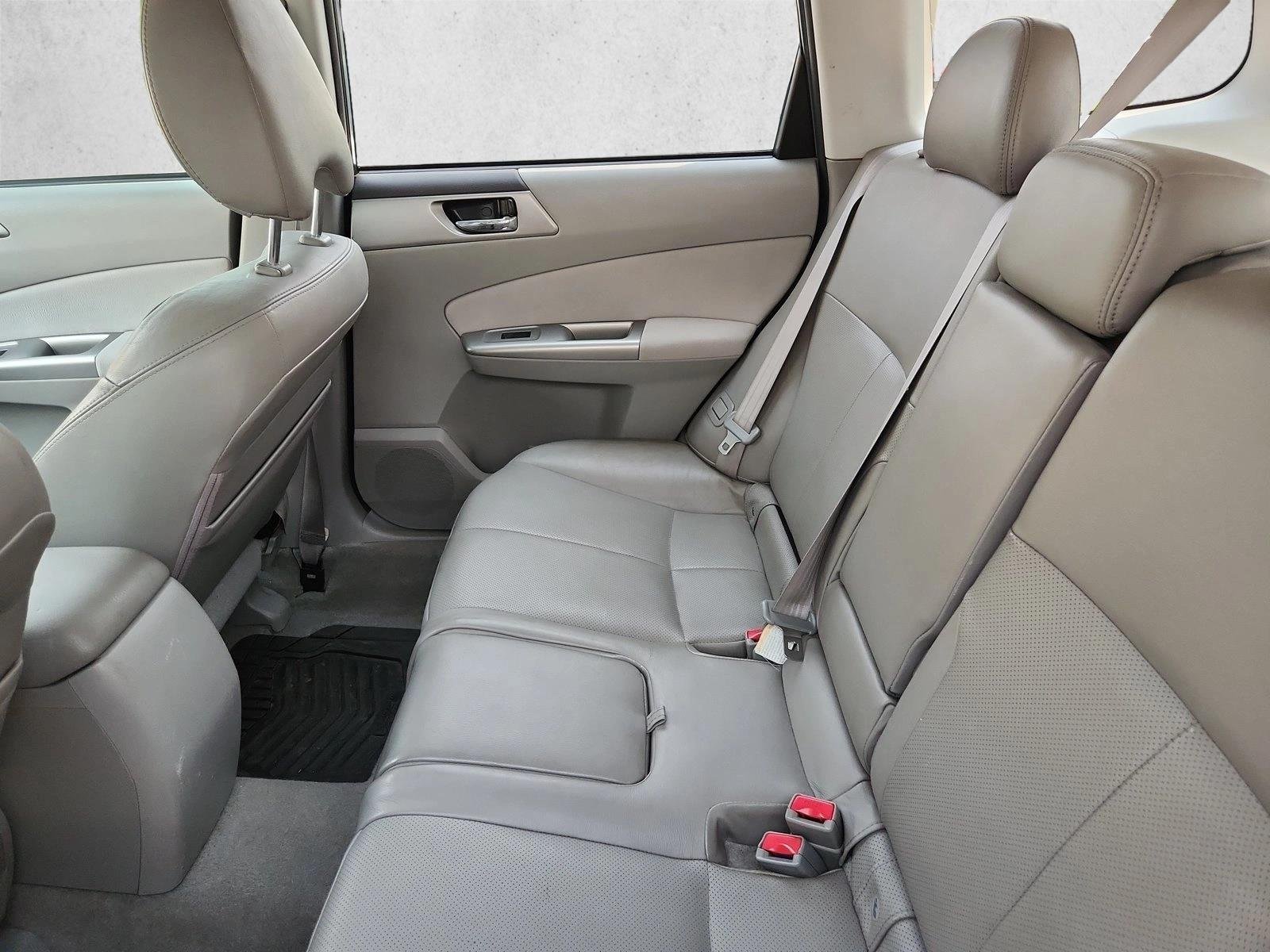 Used 2009 Sage Green Metallic Subaru X Limited image 11