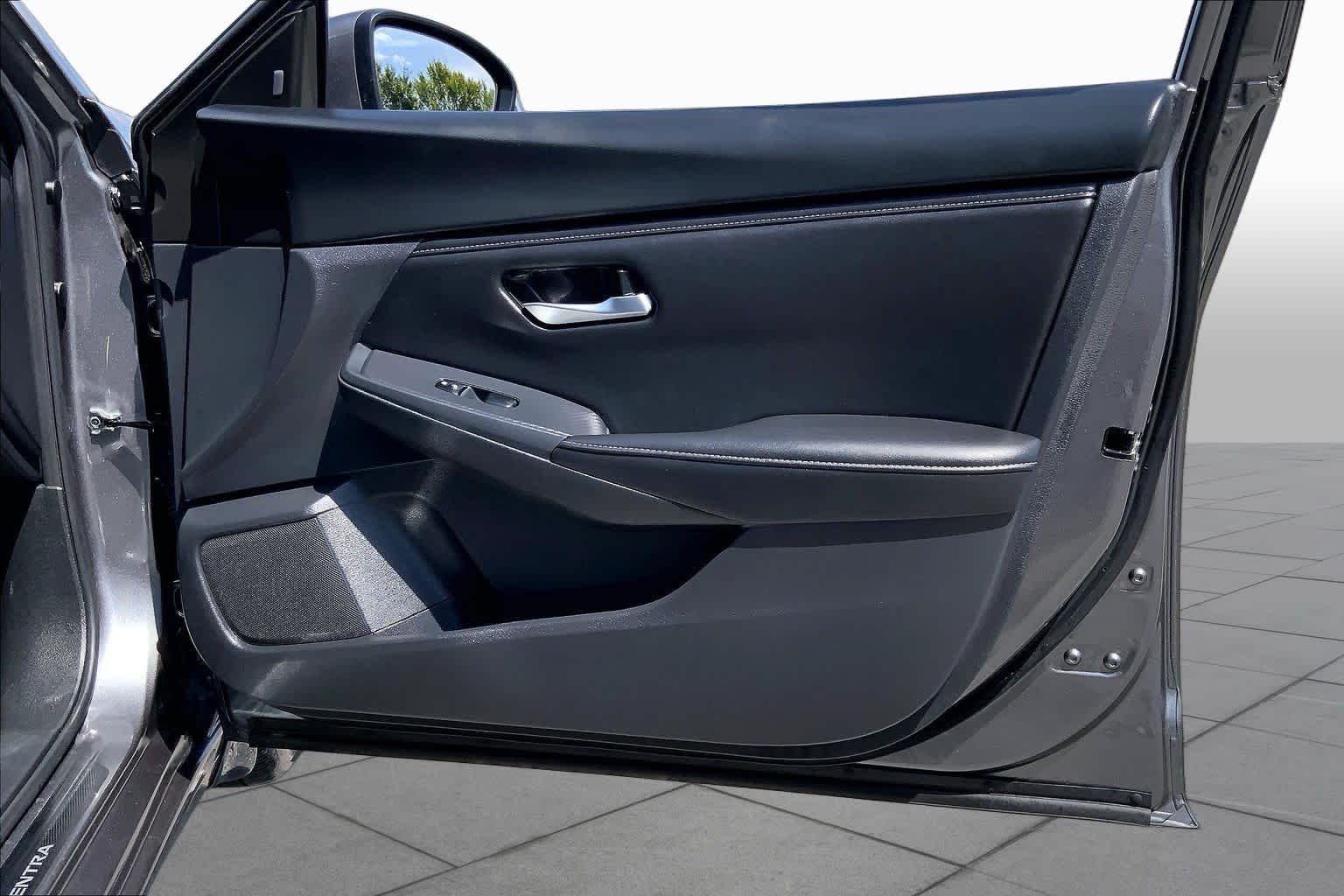 Used 2025 Gun Metallic Nissan SV image 23