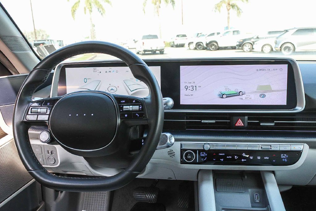 Certified Used 2023 Silver Hyundai SEL image 14