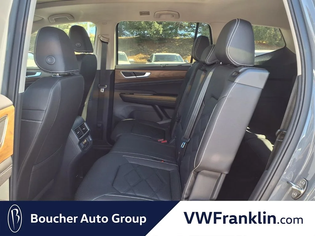 New 2026 Pure Gray Volkswagen 2.0T SE w/Technology image 17