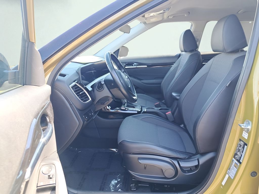 Used 2024 Green Kia S image 12