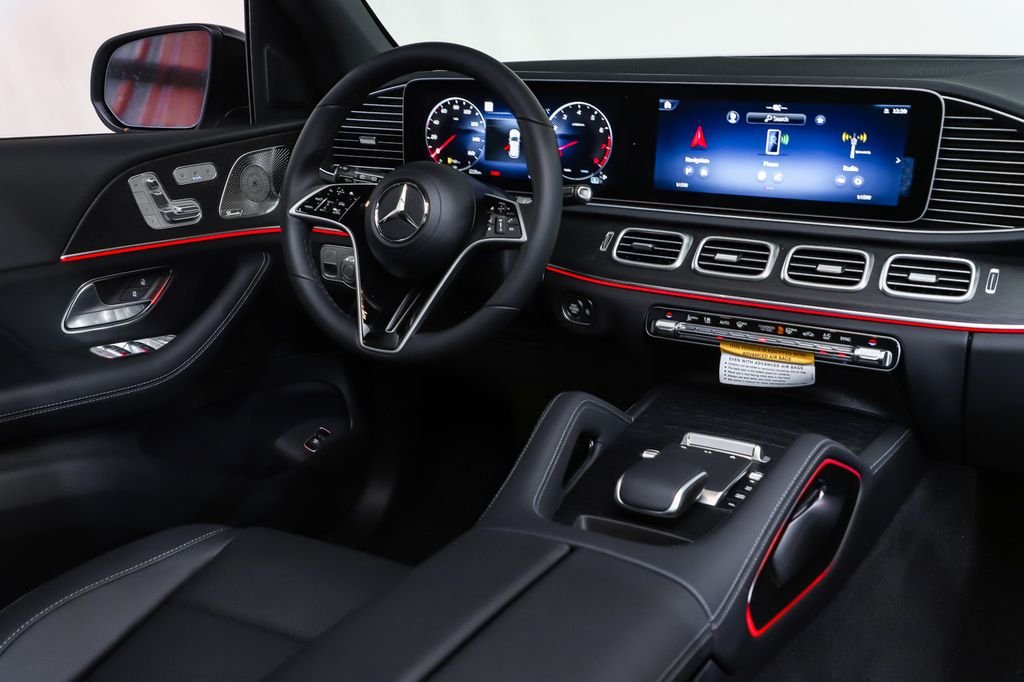 New 2026 MANUFAKTUR Moonlight White Magno Mercedes-Benz GLE 450 image 12