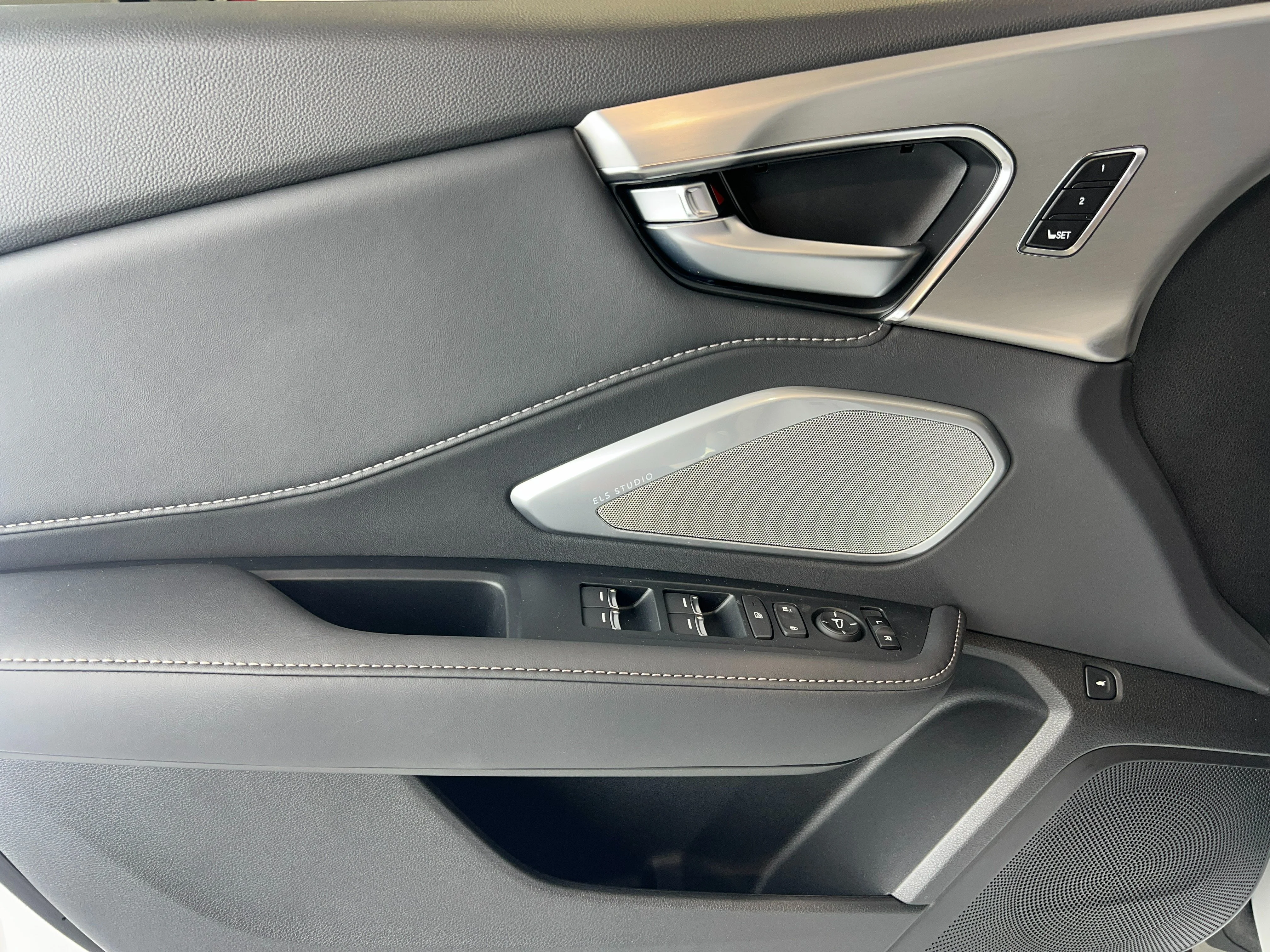 New 2026 Majestic Black Pearl Acura w/Technology Package image 16