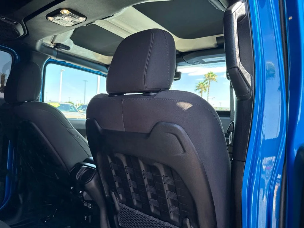 Used 2023 Blue Jeep Mojave image 23