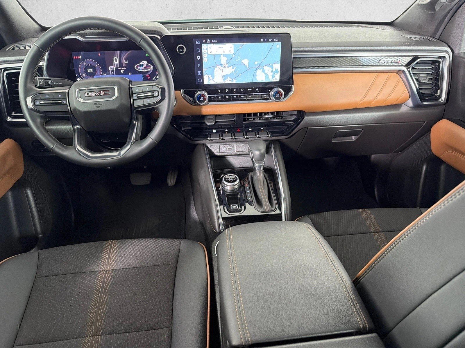 Used 2025 Summit White GMC 4WD AT4 image 23