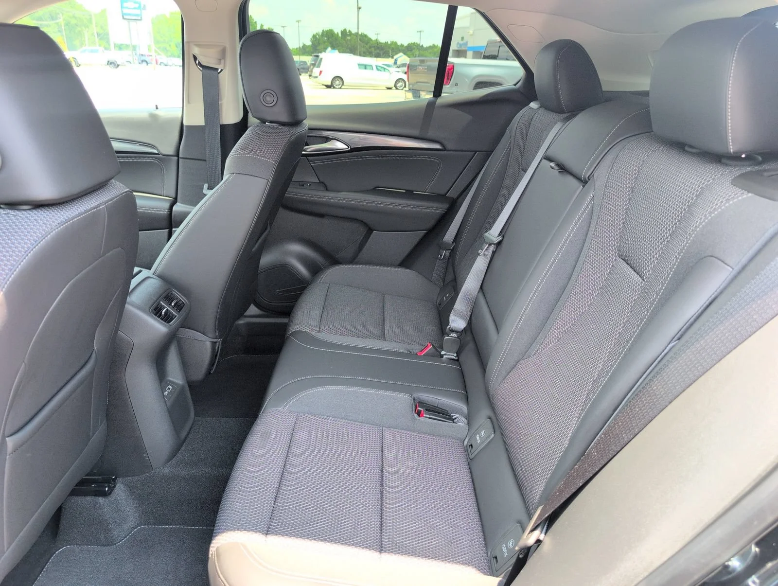 Used 2023 Ebony Twilight Metallic Buick Preferred image 30