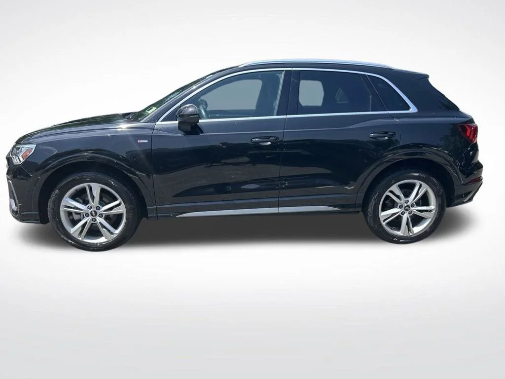 Used 2023 Black Audi Premium Plus image 2