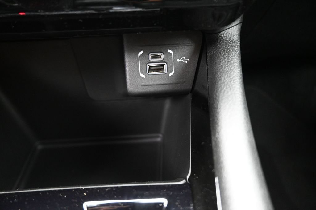 New 2026 Fathom Blue Pearl Coat Jeep Latitude image 29