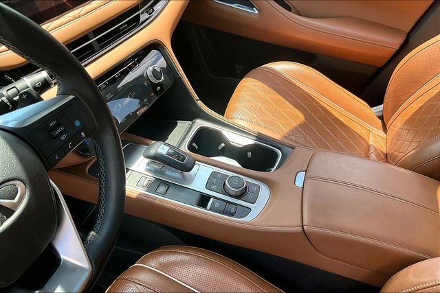 Used 2023 Black INFINITI Autograph image 14