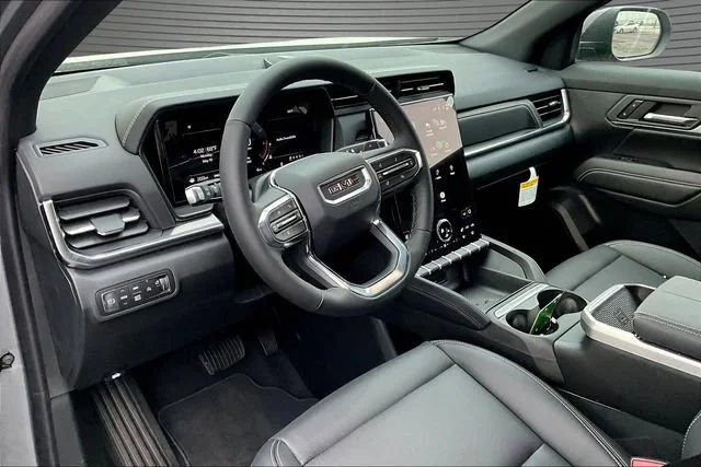 New 2026 Sterling Metallic GMC Elevation image 7