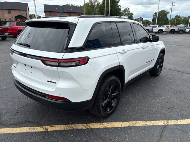 Used 2023 White Jeep Limited image 7