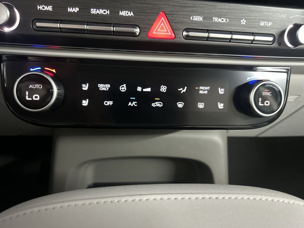 New 2026 Abyss Black Hyundai Limited image 28