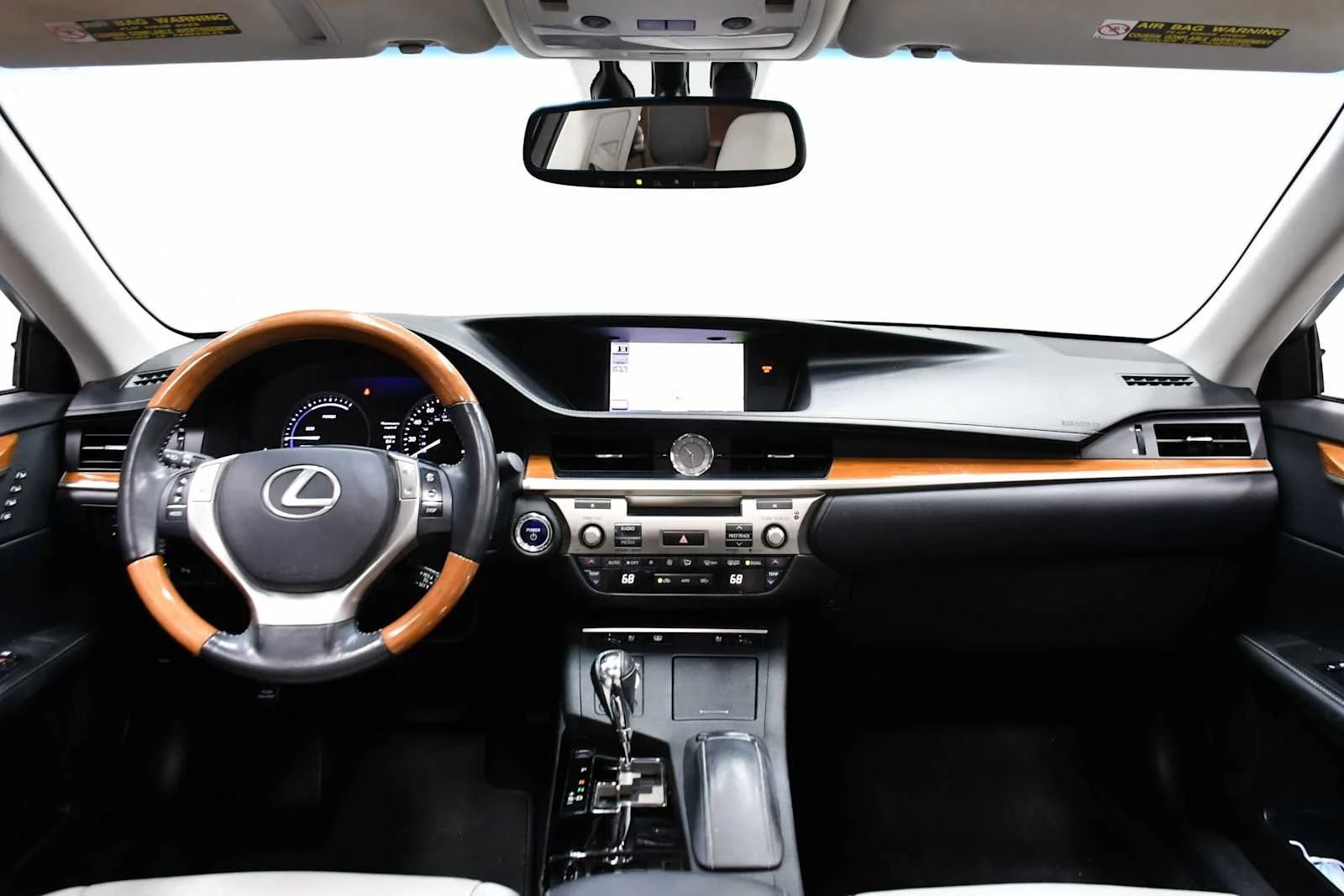 Used 2014 Cerulean Blue Metallic Lexus Hybrid image 15