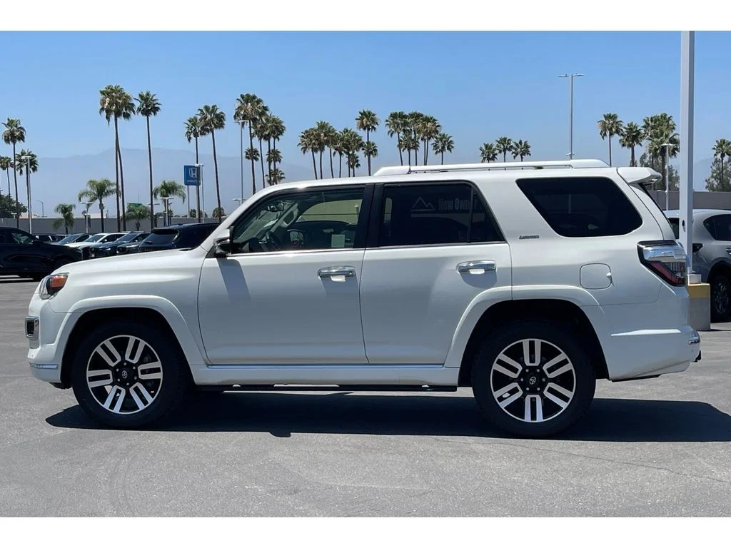 Used 2023 Blizzard Pearl Toyota Limited image 3