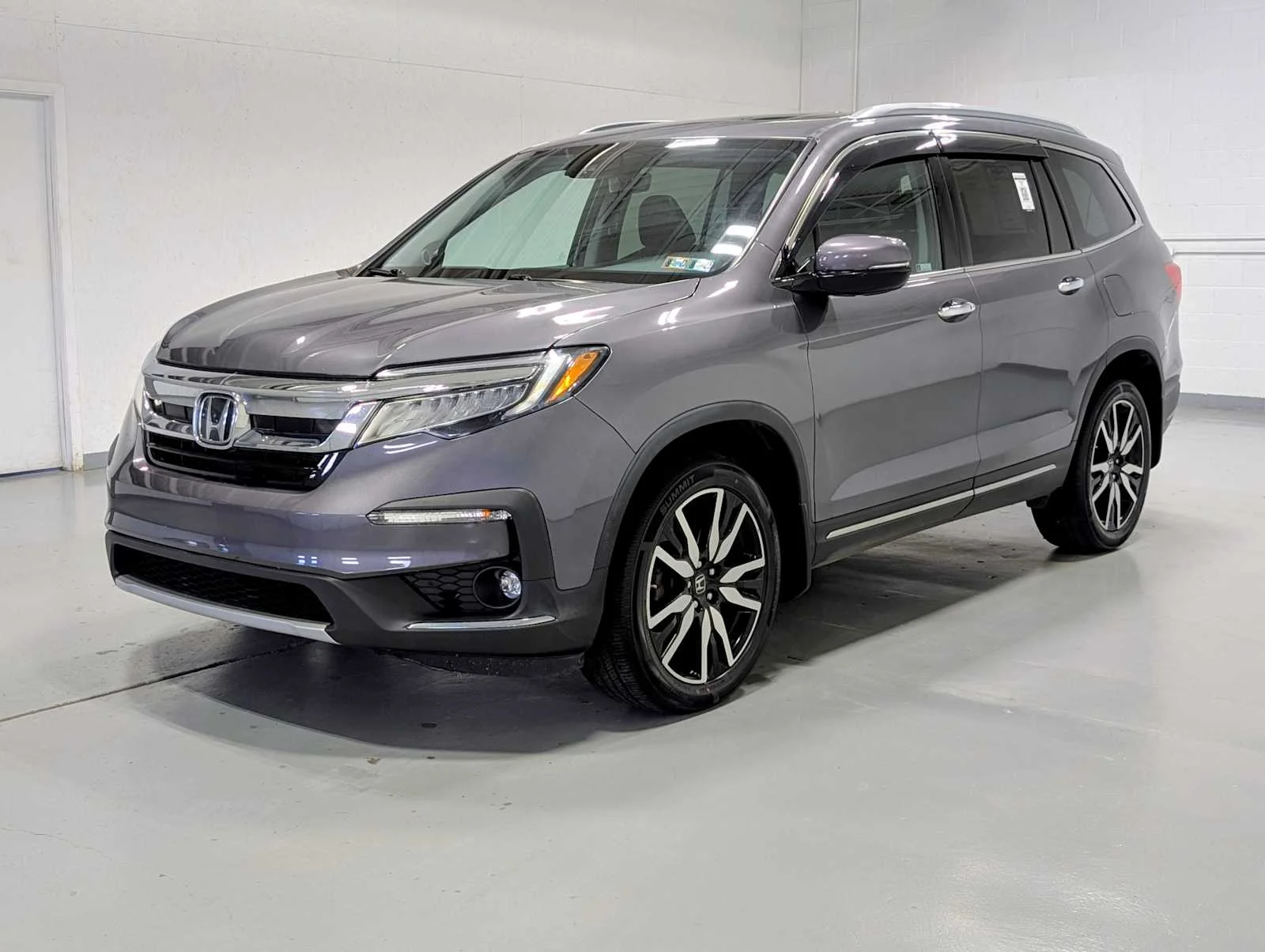 2020 Honda Pilot Touring 8-Passenger