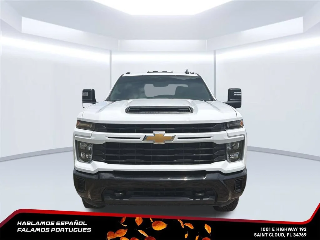 Used 2024 Summit White Chevrolet Custom image 10