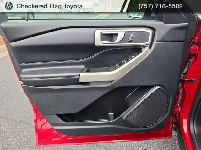 Used 2021 Rapid Red Metallic Tinted Clearcoat Ford XLT image 20