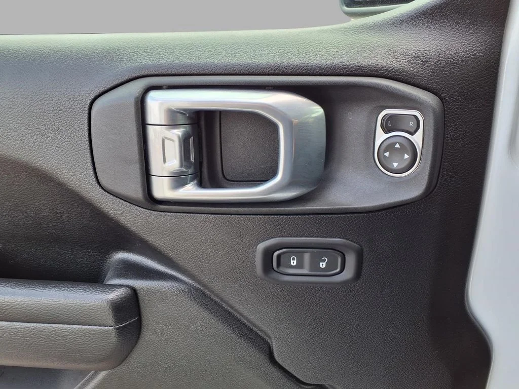 Certified Used 2025 White Jeep Willys image 18
