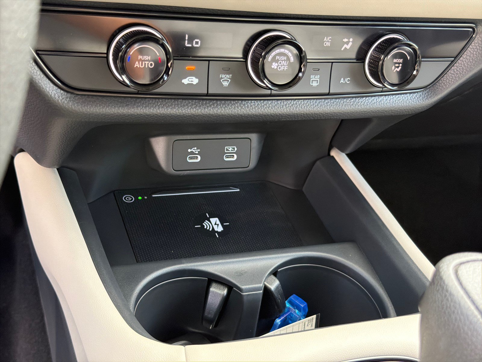 New 2027 Platinum White Pearl Honda LX image 24