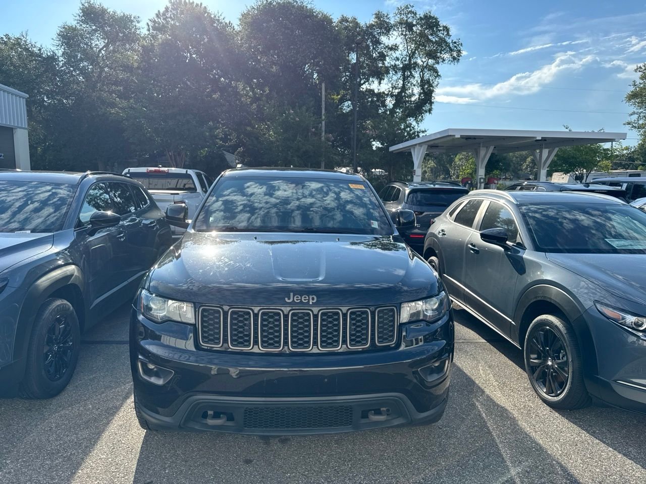 Used 2016 Black Jeep Laredo image 2