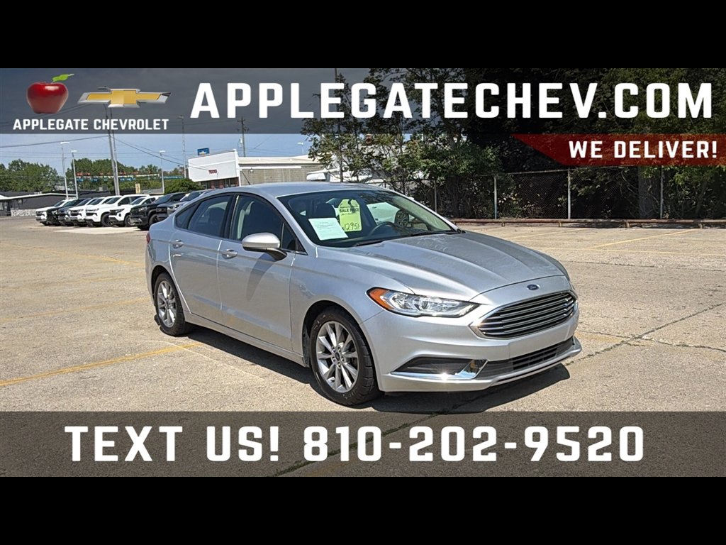 2017 Ford Fusion SE FWD's photo